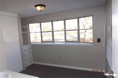 Main picture of 24 Railroad Ave