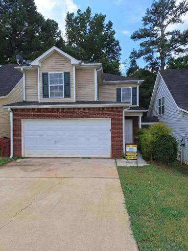 Main picture of 611 Carlton Pointe Dr