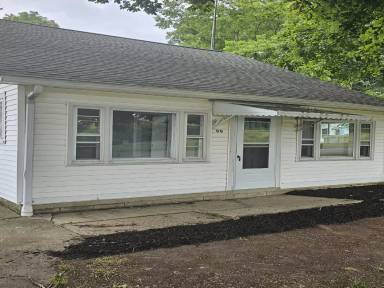 Main picture of 99 Williams St