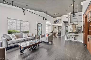 Main picture of 5955 Sunlight Garden Way