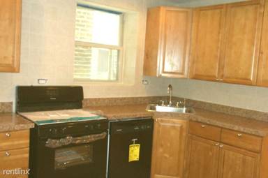 Main picture of 5437 N Glenwood Ave