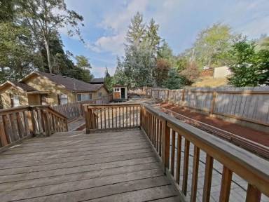 Main picture of 1396 SE Lane Ave