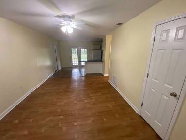 Main picture of 6910 Damascus Rd