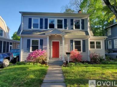 Main picture of 1129 Manchester Ave