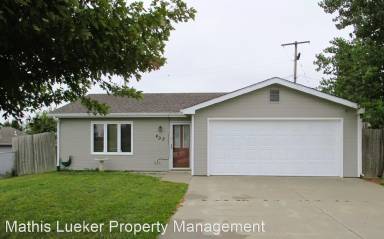 Main picture of 401 Shetland Cir