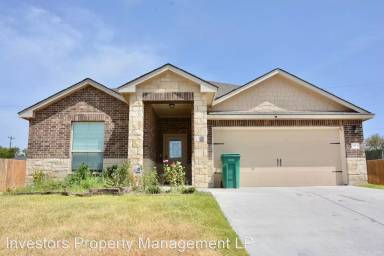 Main picture of 2613 Bargello St