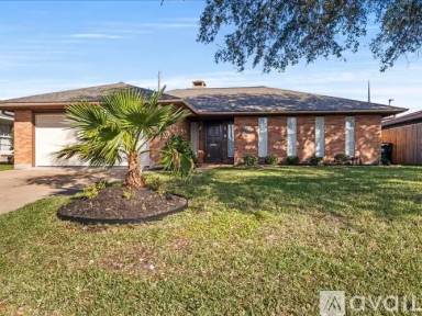 Main picture of 2706 E Palm Cir