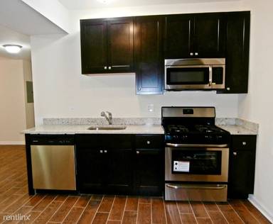 Main picture of 3001-07 W Lawrence Ave & 4746-50 N Sacramento Ave