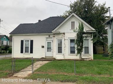 Main picture of 802 Rorer Ave SW