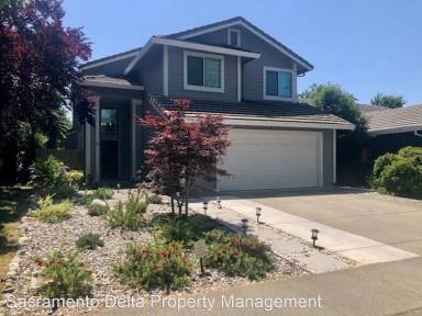 Main picture of 136 Oxburough Dr