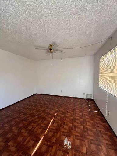 Main picture of 493 Avenida Calandria