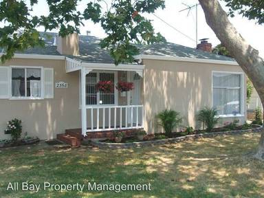 Main picture of 2368 Farley St