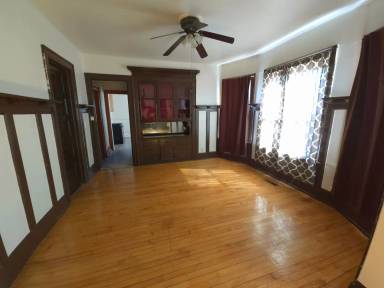Main picture of 2914 N Richards St