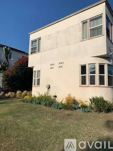 Main picture of 2028 S West View St