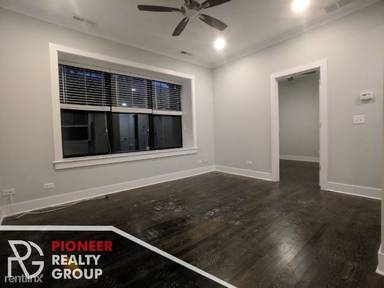 Main picture of 1946 W Nelson St