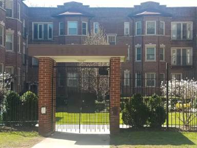 Main picture of 6930-48 S Crandon Ave Apartments