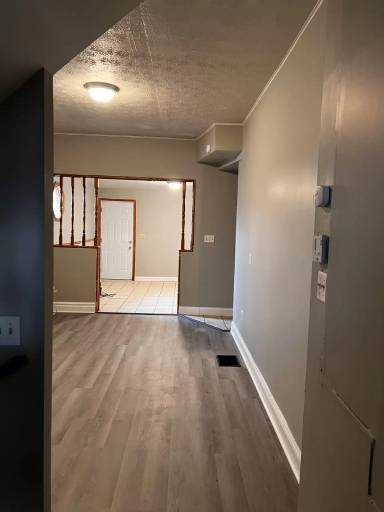 Main picture of 1657 E Weber Rd