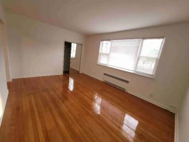 Main picture of 45 Woodlawn Ave