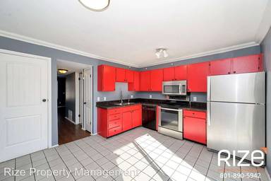 Main picture of 1791 W 1300 N