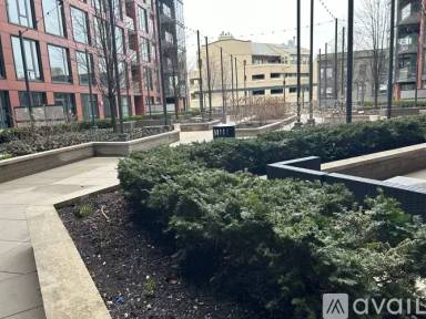 Main picture of 874 W Lill Ave