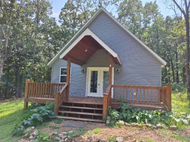 Main picture of 434 Big Creek Rd