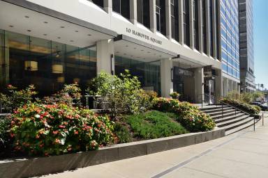 Main picture of 10 Hanover Square