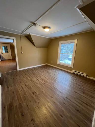 Main picture of 21 Spruce St