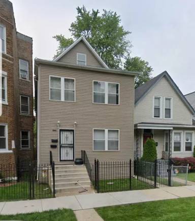 Main picture of 1132 E 81st Pl