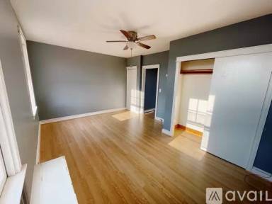 Main picture of 443 Elrino St