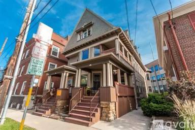 Main picture of 216 N Hamilton St