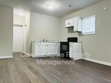 Main picture of 819 Buffalo St