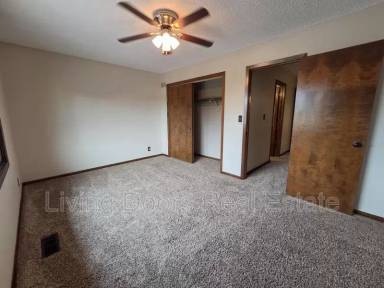 Main picture of 2335 Southwood Pl