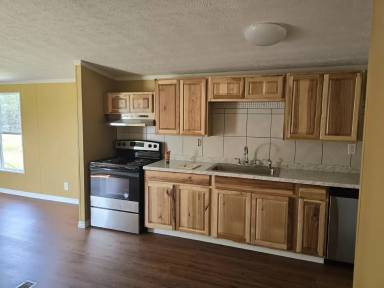 Main picture of 224 Briggs Rd