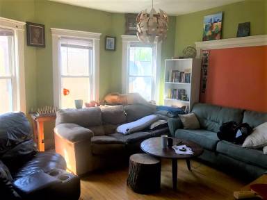 Main picture of 19 Arden St