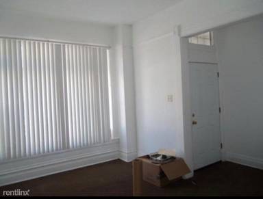 Main picture of 4811 S Indiana Ave