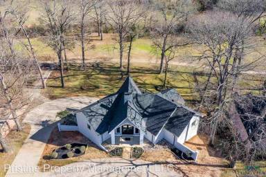 Main picture of 3726 Ben Hogan Dr