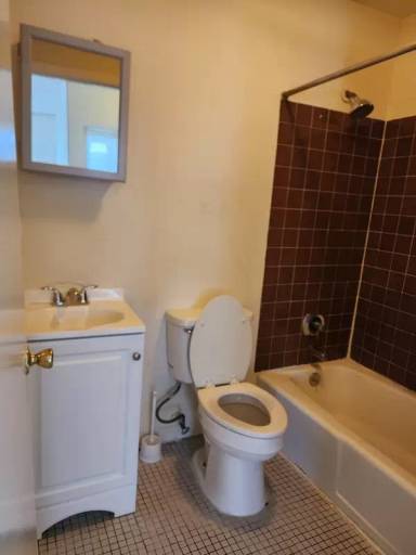 Main picture of 86 Academy St