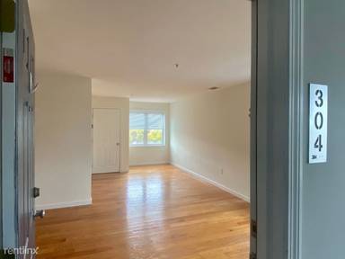 Main picture of 642 Cambridge St
