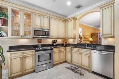 Main picture of 7830 SW 135th Ave