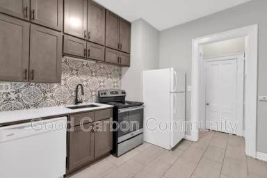 Main picture of 77 Richmond Ave