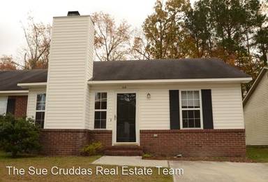 Main picture of 100-70 Brenda Dr