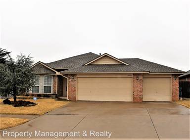 Main picture of 2005 Fair Meadow Dr