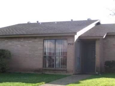 Main picture of 2500 Cypress Dr