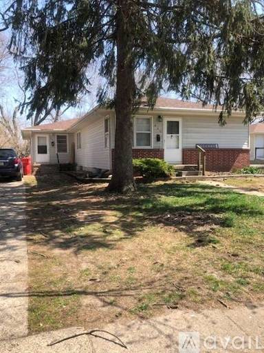 Main picture of 404 S Franklin Ave