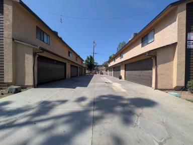 Main picture of 1939 Sierra Leone Ave