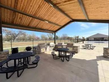 Main picture of 1409 E Genesis Dr