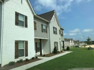 Main picture of 500 Fifer Cir