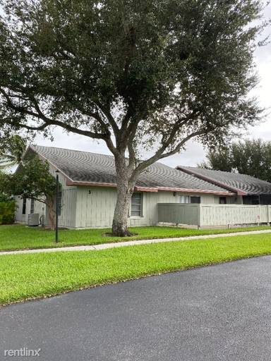 Main picture of 3916 NW Cinnamon Tree Cir