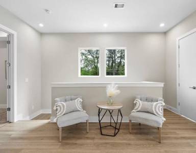 Main picture of 8318 Curry Rd