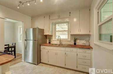 Main picture of 843 Judson St